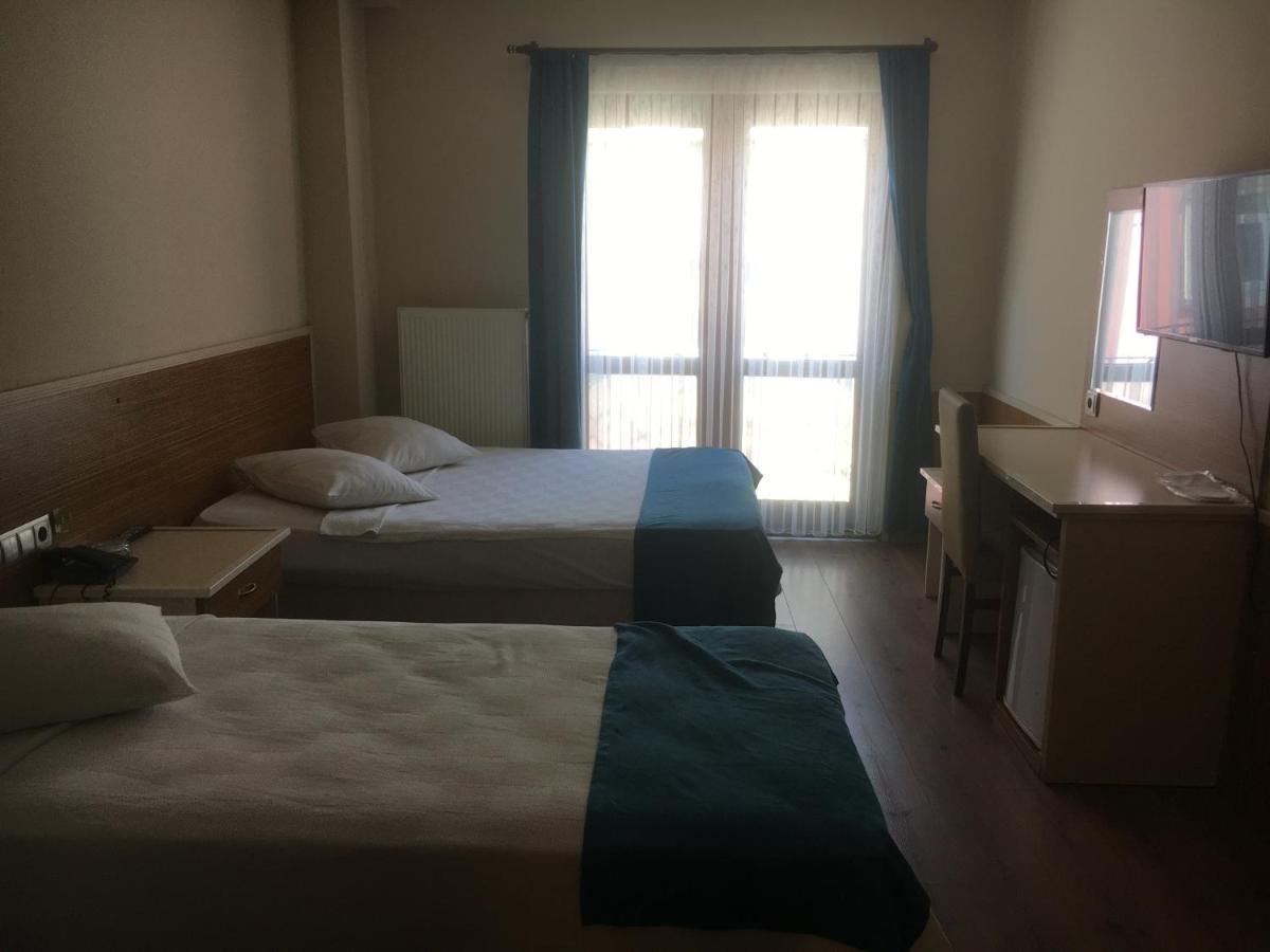Oezguer Hotel Trabzon Zewnętrze zdjęcie
