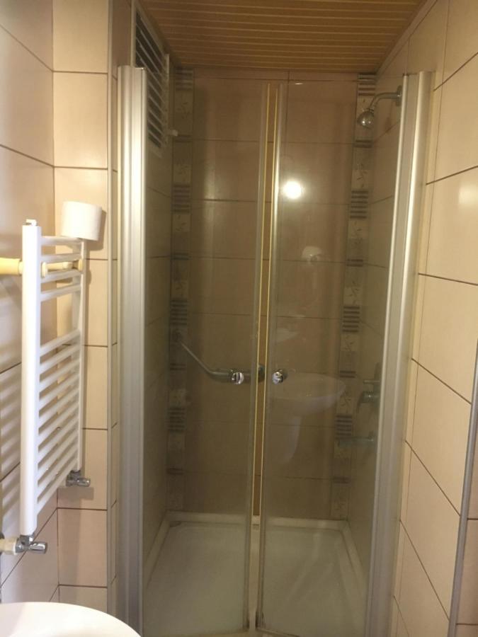 Oezguer Hotel Trabzon Zewnętrze zdjęcie